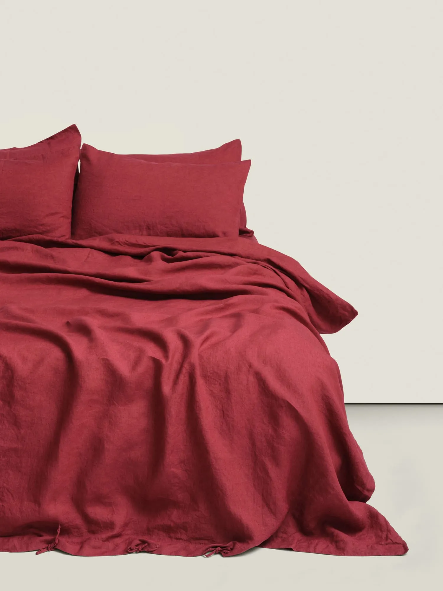 100% Linen Duvet Set in Pinot