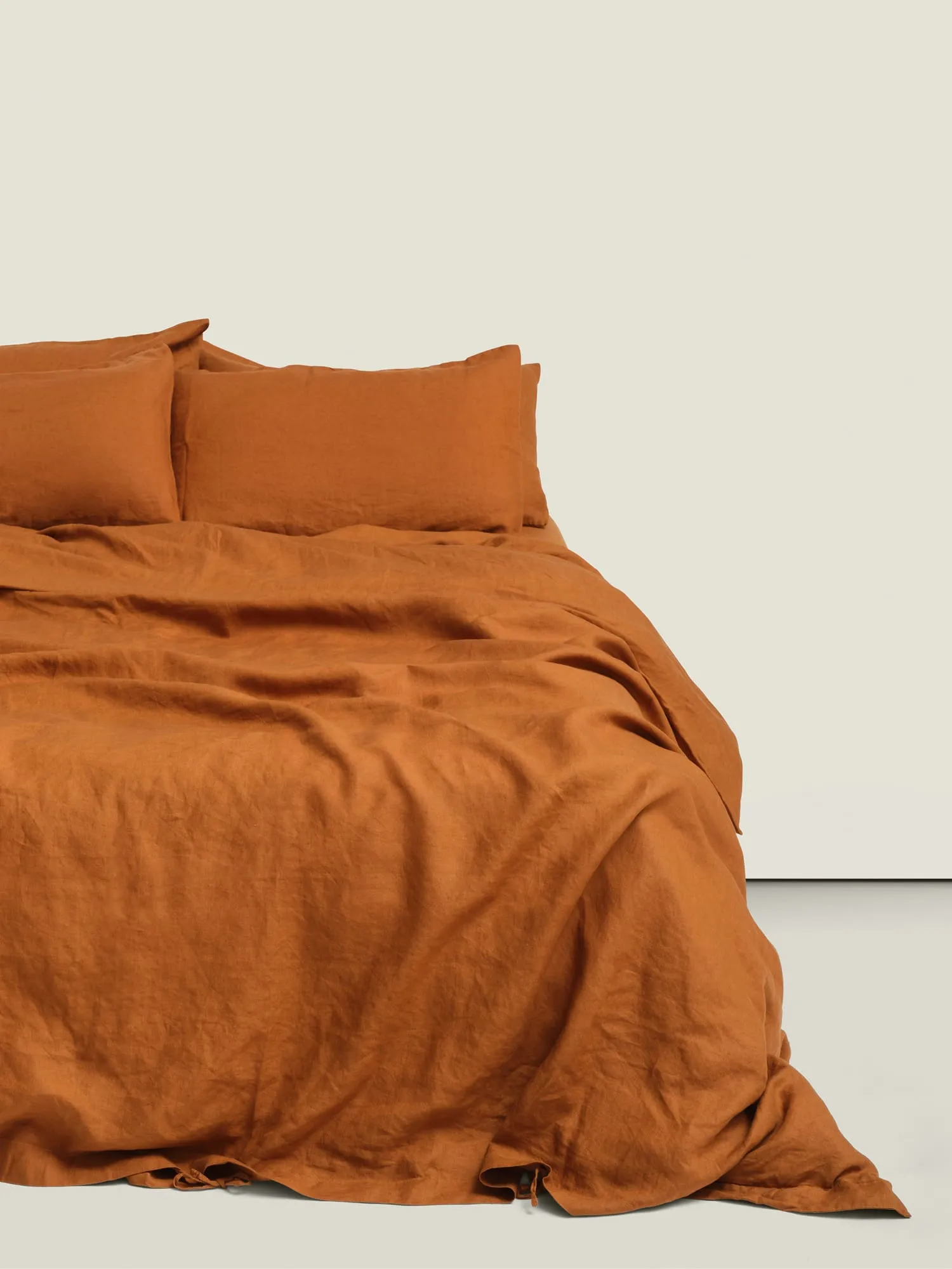 100% Linen Duvet Set in Tobacco