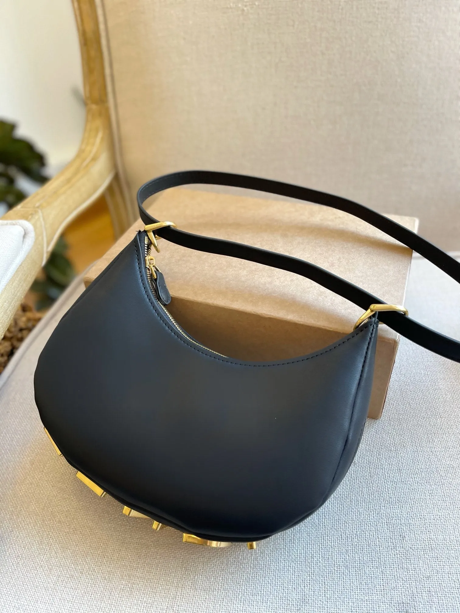 EN   Designer bags by Fendi 256