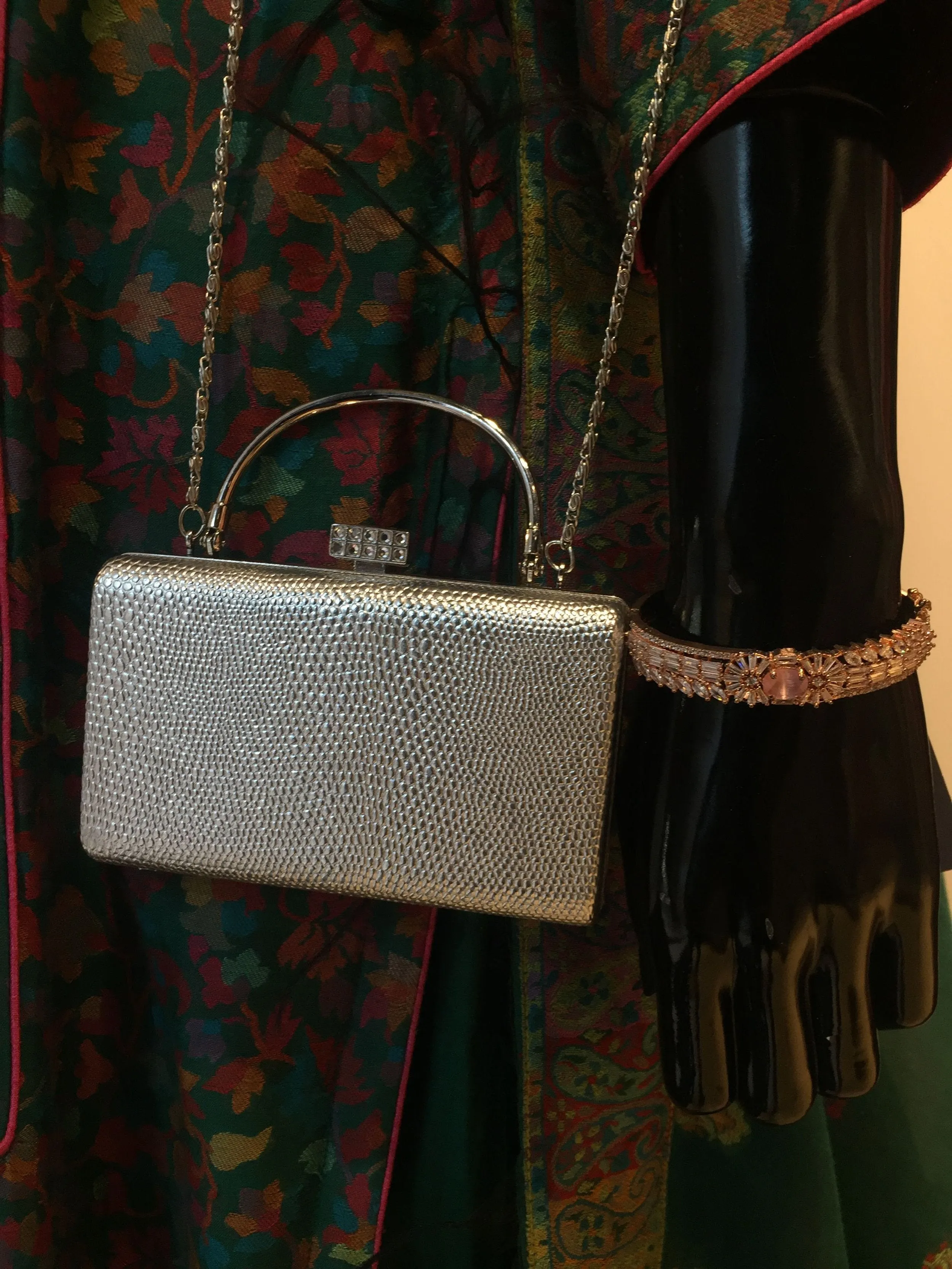 The Shannie Purse in Silver
